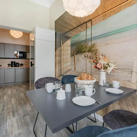 Carmen Sandduene * Ostseebad Heringsdorf